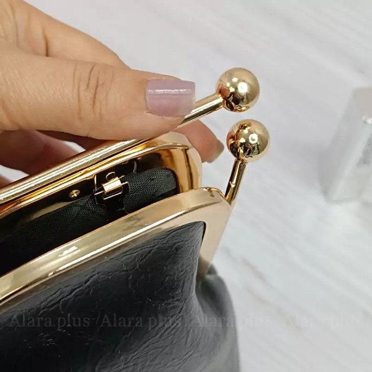 کیف مجلسی دهنه فلزی