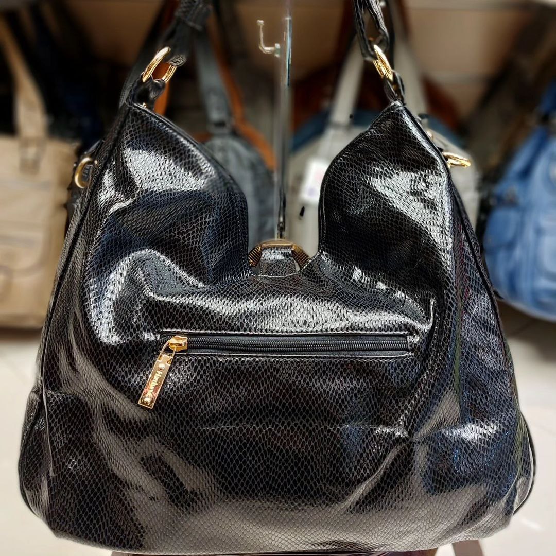 کیف زنانه مجلسی شیک مشکی نگین دار